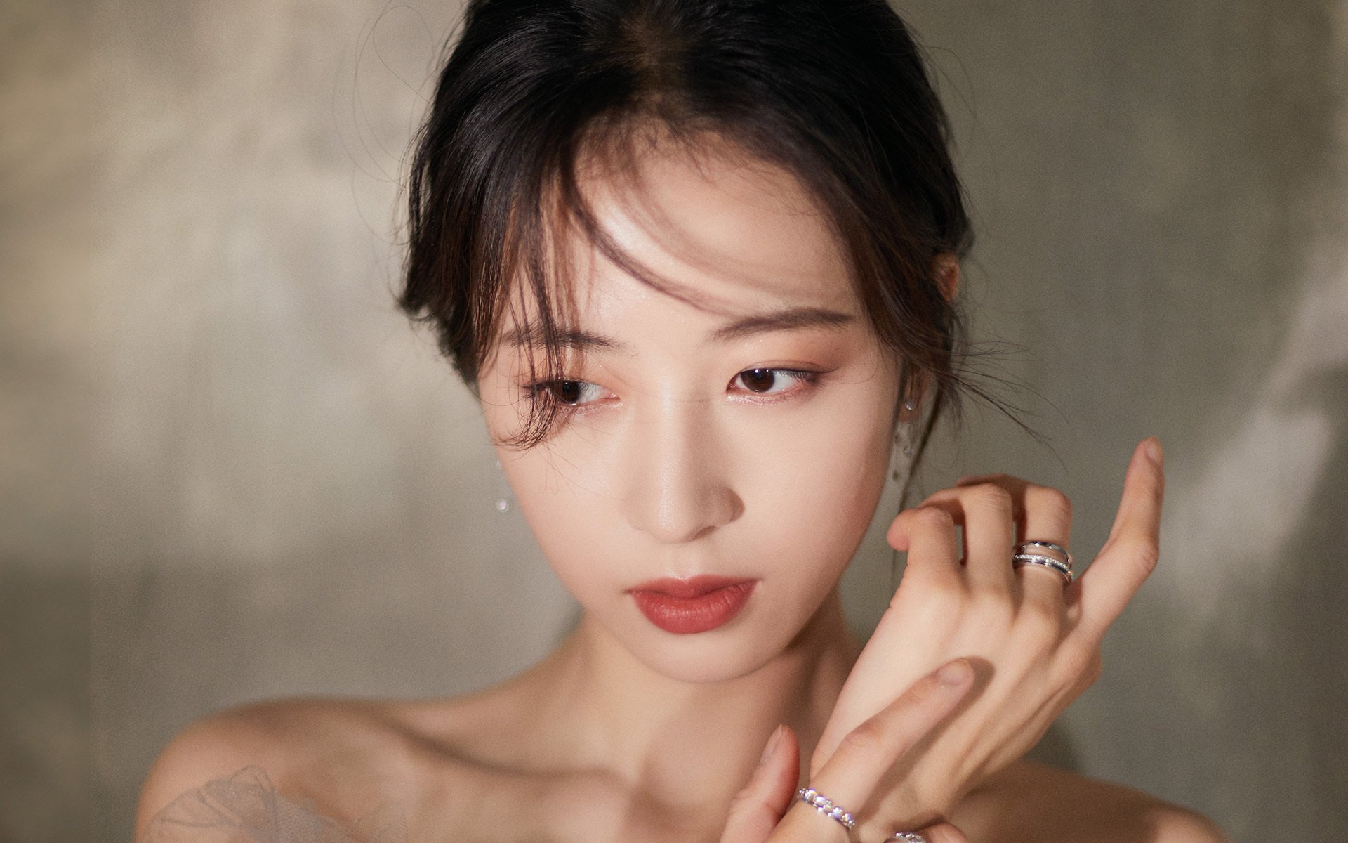 开云平台-女篮青年队快速成长展现出色团队协作能力，女篮团队精神